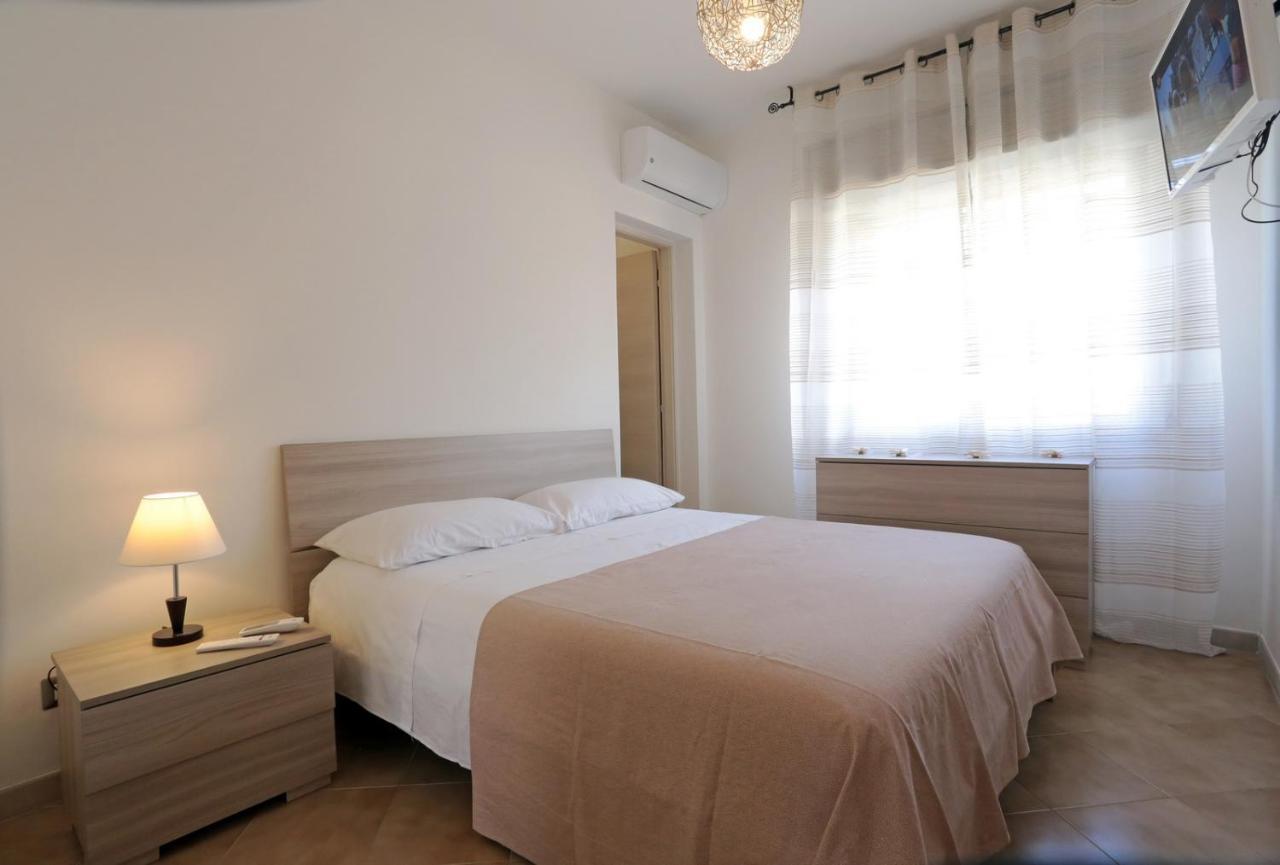 Terramare Punta Braccetto Bed & Breakfast エクステリア 写真